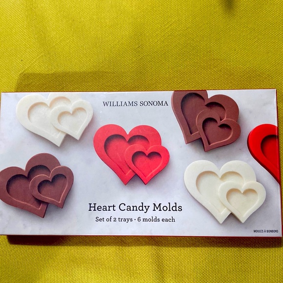 WILLIAMS SONOMA ❤️💘💝Heart Candy Molds
Set of 2 trays • 6 molds each NWT - Picture 1 of 4